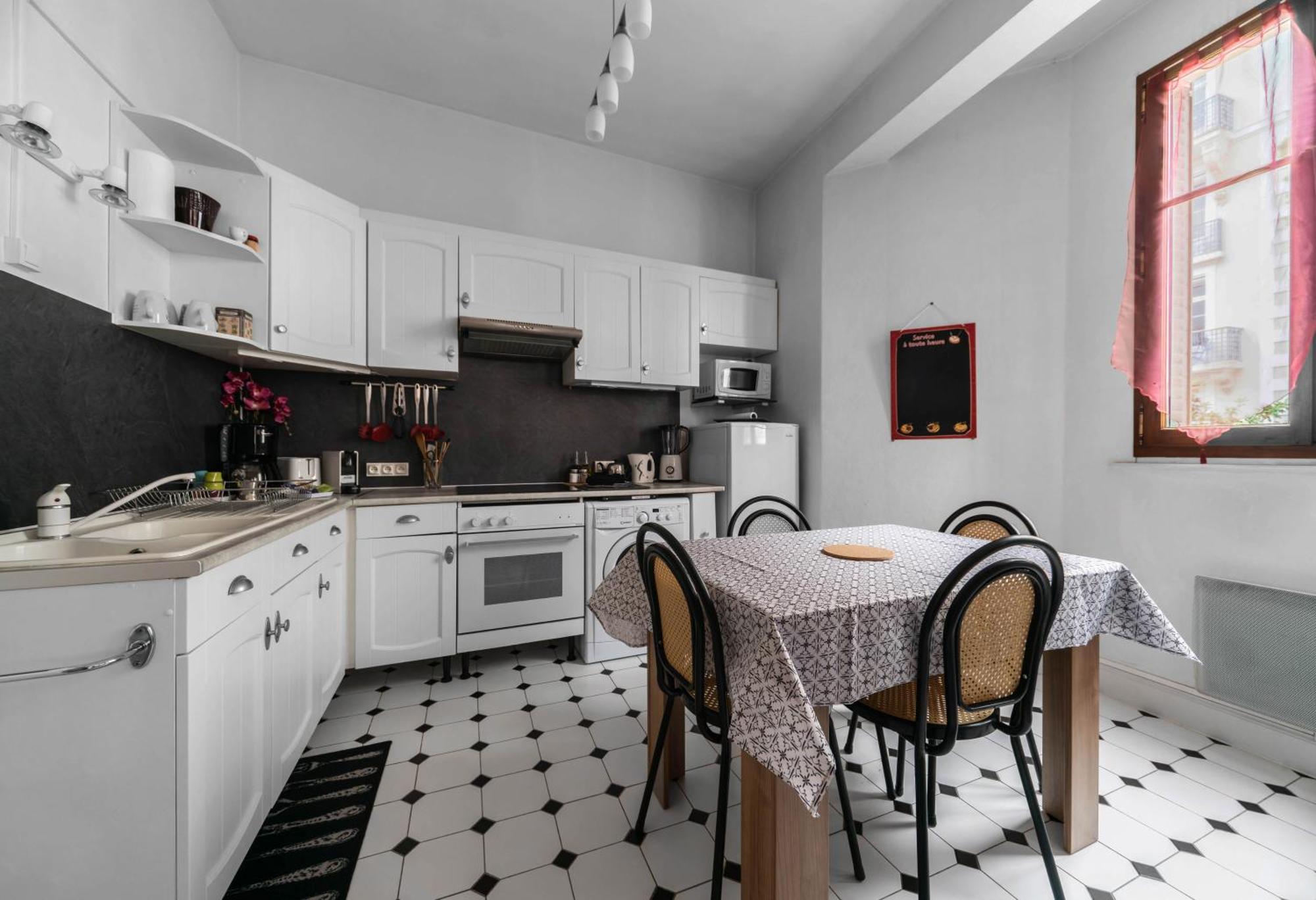 Le Lasteyras - Appartement Charmant En Centre Ville Vichy Kültér fotó